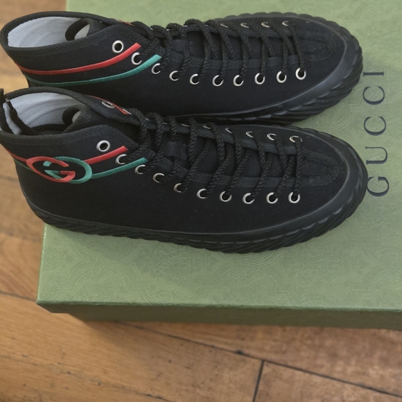 Gucci Men's Black High-Top Sneakers - Picture 4 of 5